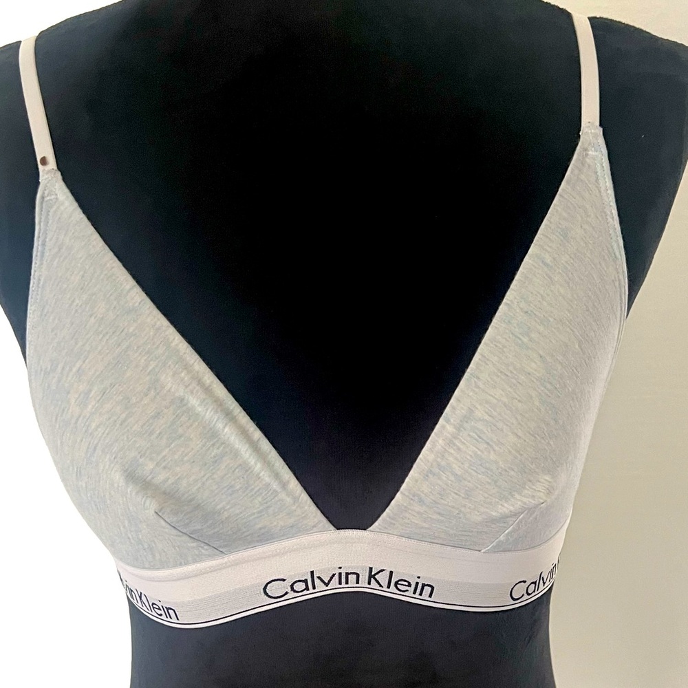 Calvin Klein sports bra small